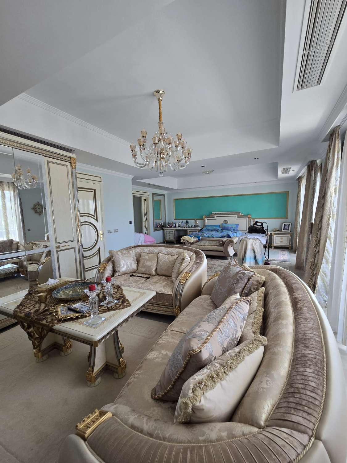 Villa for sale in Nagüeles-Milla de Oro (Marbella)