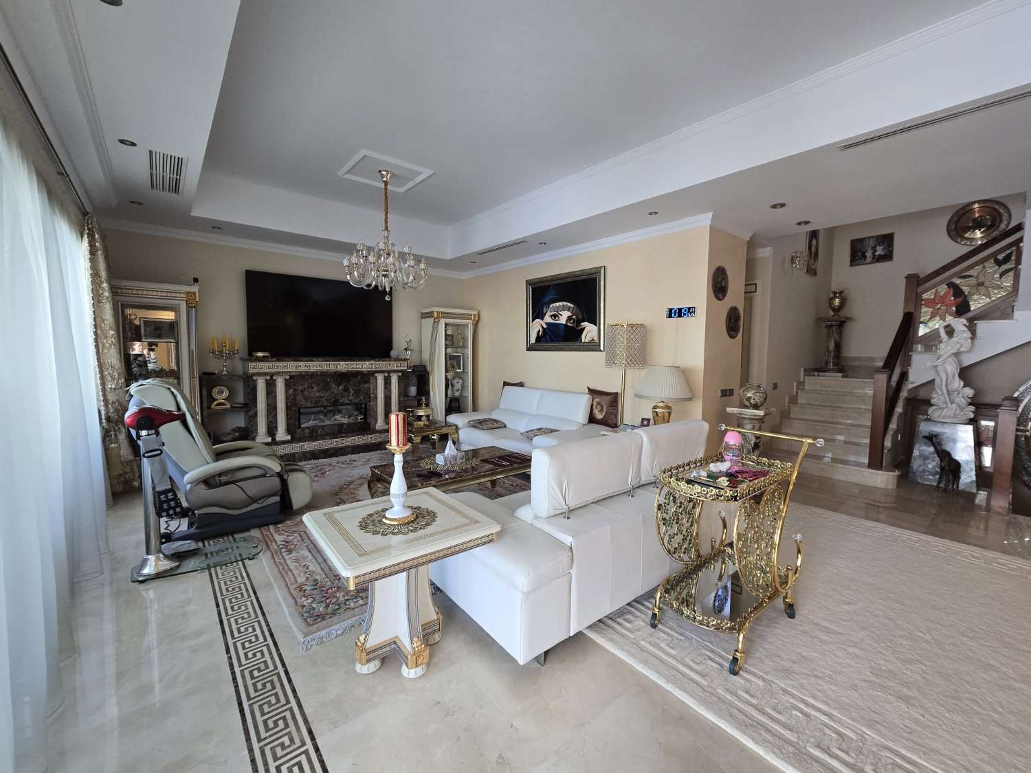 Villa for sale in Nagüeles-Milla de Oro (Marbella)